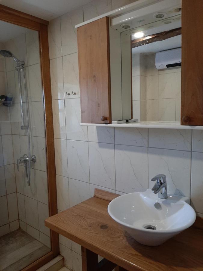 Farmica, Bed&Breakfast, Bazen Izdvojen Nekoliko Minuta Hoda Ðurđevac Exterior foto