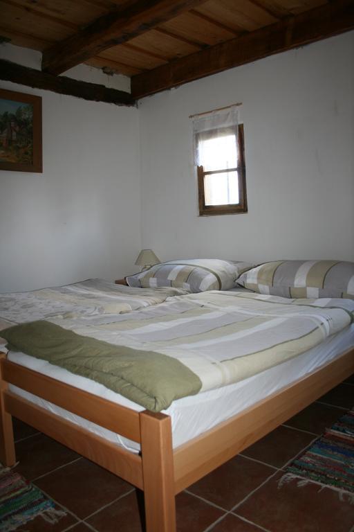 Farmica, Bed&Breakfast, Bazen Izdvojen Nekoliko Minuta Hoda Ðurđevac Zimmer foto